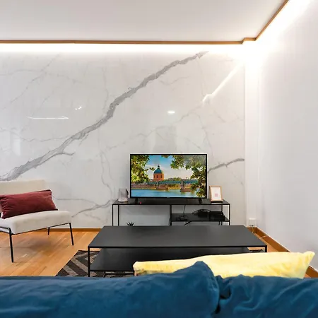 Daire Elegant Pour 2 - Centre - Parking Prive - 5 Min Metro & Gare Matabiau