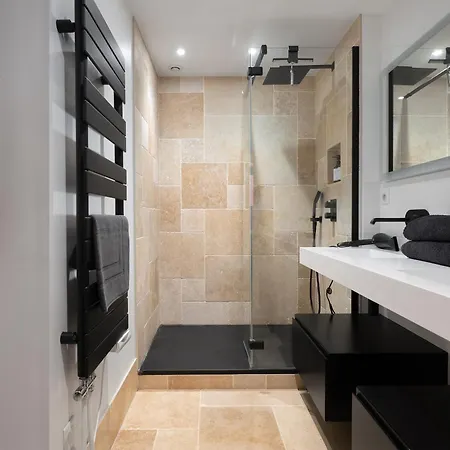 T2 Coeur - Parking Prive - 5 Min Metro Jeanne D'arc & Gare Matabiau