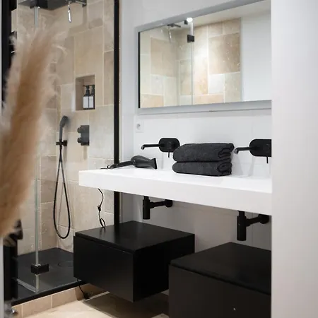 Daire Elegant Pour 2 - Centre - Parking Prive - 5 Min Metro & Gare Matabiau