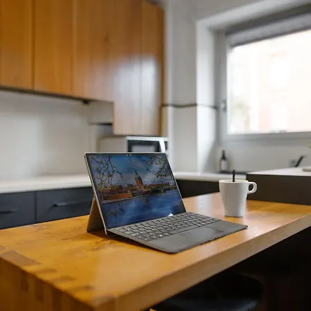 Апартаменты T2 Coeur - Parking Prive - 5 Min Metro Jeanne D'arc & Gare Matabiau *