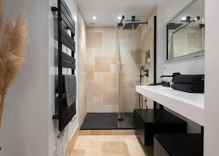 T2 Coeur - Parking Prive - 5 Min Metro Jeanne D'arc & Gare Matabiau